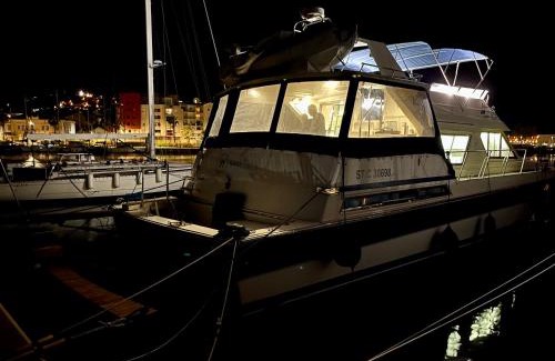 Sete Alquiler De Eote | Navi Yacht à Sète, 2 à 8 couchages, privatif