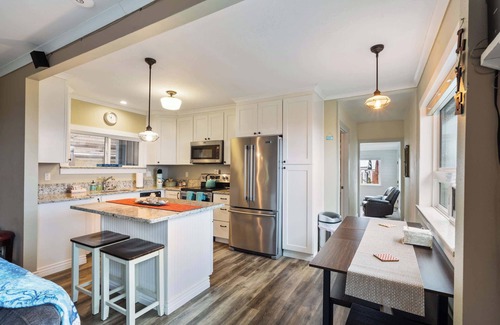 Netarts Casa | Navigate Stays: Waterfront w/ Bay Views & More