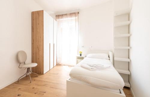 Zona Solari Apartamento | Navigli 2-Bedroom and Sofa Bed Home