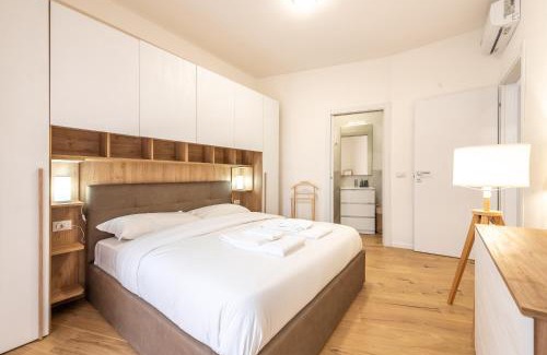 Zona Solari Apartamento | Navigli 2-Bedroom and Sofa Bed Home
