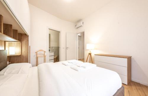 Zona Solari Apartamento | Navigli 2-Bedroom and Sofa Bed Home
