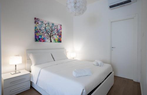 Morivione Apartamento | [Navigli - Center] Modern Suite, Fast Wi-Fi & Tram