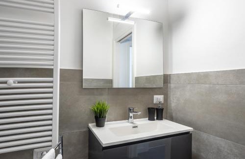 Morivione Apartamento | [Navigli - Center] Modern Suite, Fast Wi-Fi & Tram