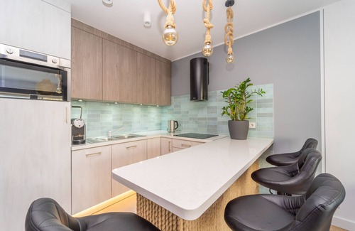 Srodmiescie Apartamento | Navy Blue by 3City Rentals