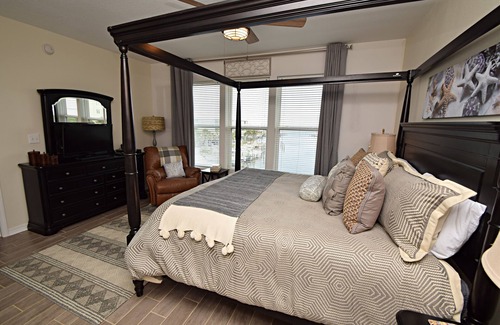 Fort Morgan Pines Condominio | Navy Cove Harbor 2202 2 Bedroom Condo by RedAwning