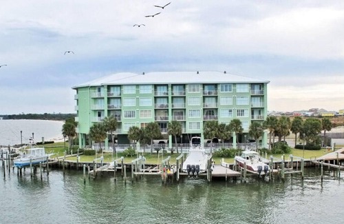 Fort Morgan Condominio | Navy Cove Harbor 2213 by Youngs Suncoast