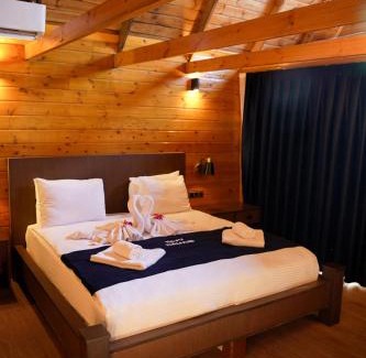 Arnavutkoy Hotel | Navy Inn