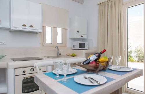 Naxos Town Villa | Naxian Lounge Villas