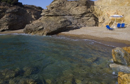 Moutsouna Casa | Naxos Beachfront House Thesseus