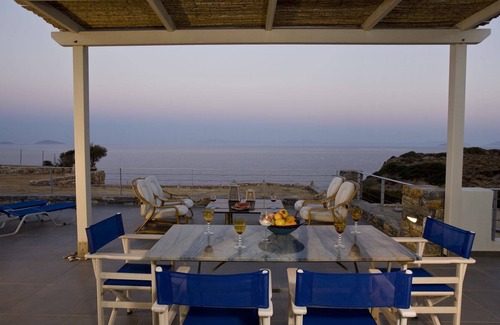 Moutsouna Casa | Naxos Beachfront House Thesseus