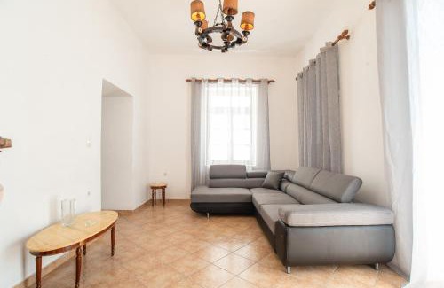 Vivlos Casa | Naxos Family House in Vivlos