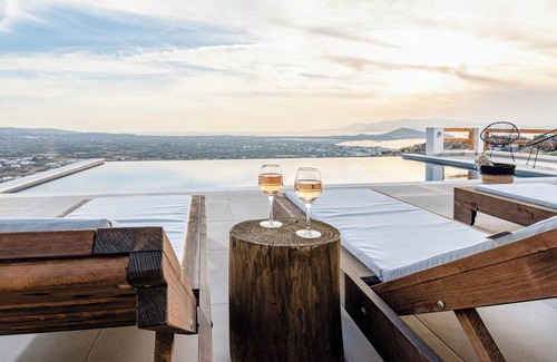 Naxos Town Villa | Naxos Skyline Villas