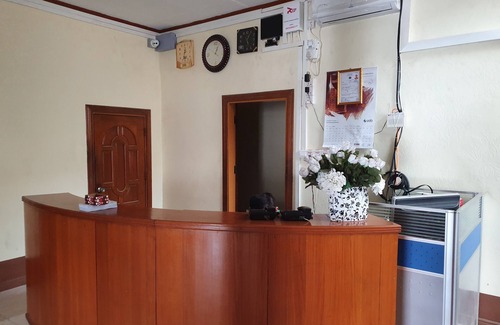 Insein Hotel | Nay La Guest House