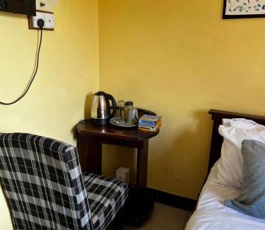 Sinza Apartamento | Naye Homes Master Suite near Mawela social hall with free Wi-Fi