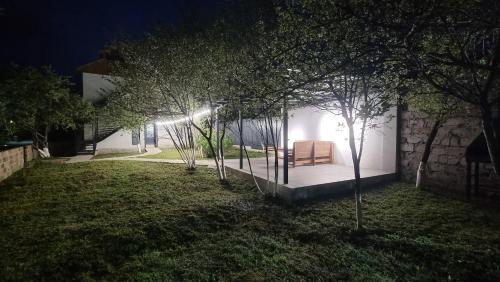 Dilijan Apartamento | Nazani, villa with 4 bedrooms,whole apartment,жильё целиком