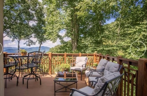 Mountain Air Condominio | NC Blueridge Mountain Air retreat close to Asheville & Burnsville