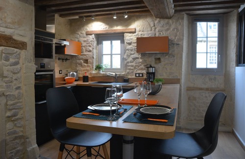 Port-en-Bessin-Huppain Apartamento | Apartamento con encanto "Maison des Evêques 1"