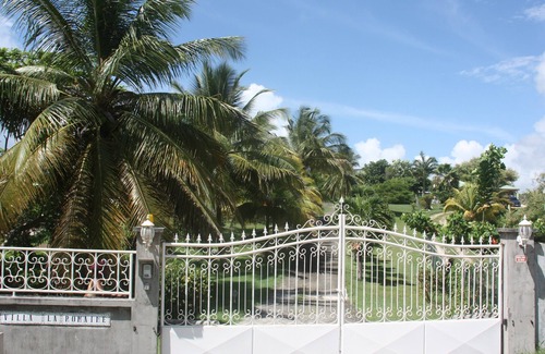 Sainte-Anne Apartamento | APTO SIMPÁTICO. en PRECIOSA VILLA 200M PLAYA