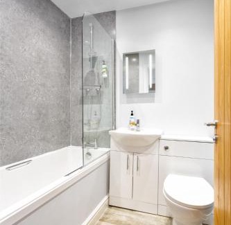 Hele Apartamento | NDR Sea view Three bedroom Residence with private sauna & hot tub
