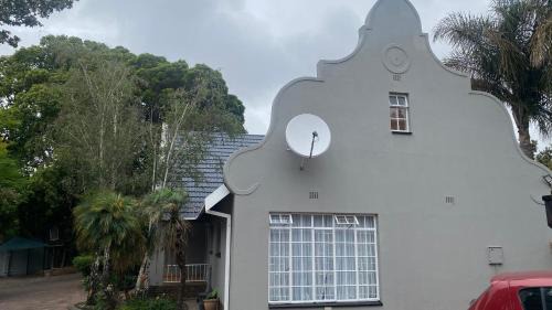 Emalahleni Casa | Ndzuti Guest House