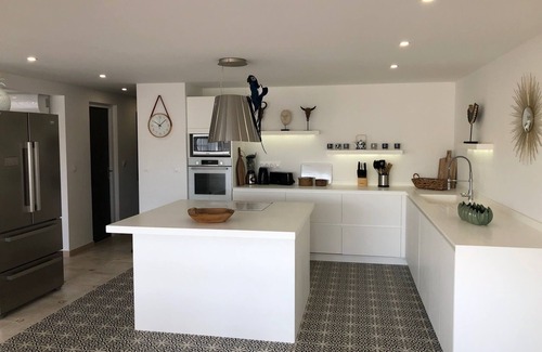Nettle Bay Casa | New ! on the beach, swimming pools, magnificent 3 bedrooms 3 bathrooms, renovated, sea view
