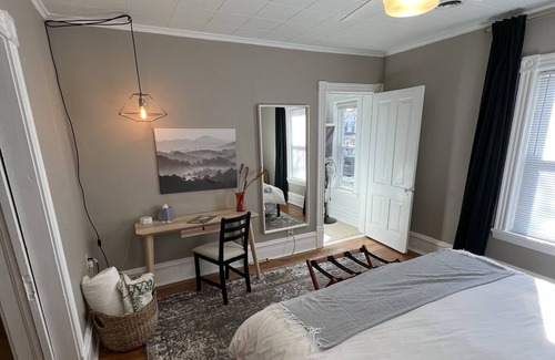 Northeast Minneapolis Arts District Apartamento | NE Minneapolis Brick Beauty- Unit 2