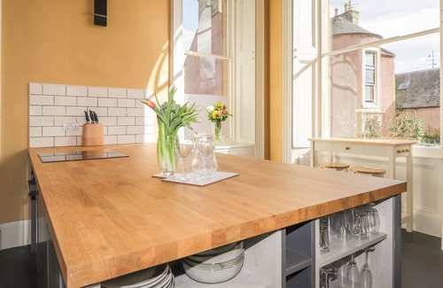 Glenmorangie Cabaña | NE NIMIUM, pet friendly, character holiday cottage in Tain