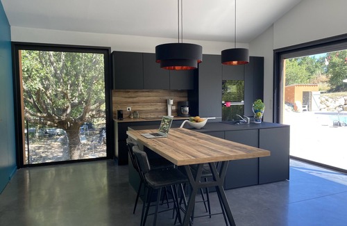 Fuveau Casa | Near Aix en Provence - Architect-designed house with century-old oak tree