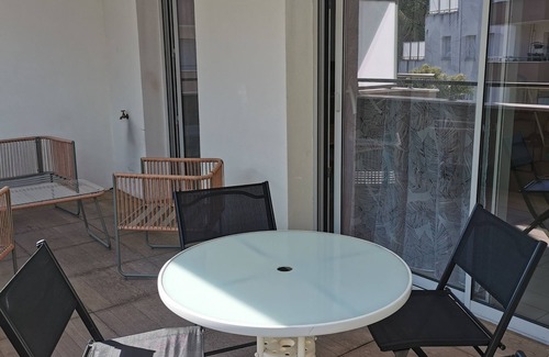 Vedene Apartamento | Near Avignon, T3 apartment with large terraces.