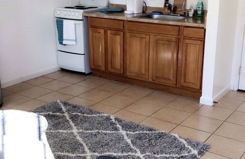 Richmond Apartamento | Cerca de Bart, Ferry, Kaiser, Richmond Refinery y 580/80 HWY