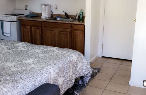 Richmond Apartamento | Cerca de Bart, Ferry, Kaiser, Richmond Refinery y 580/80 HWY