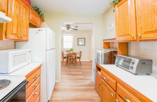 Rogers Casa | Near Beaver Lake - Ideal for Unwind Getaways