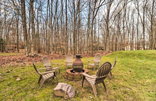 Albrightsville Casa | Near Big Boulder Mtn Cabin with Furnished Deck