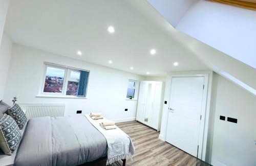 Quinton Apartamento | Near Birmingham - Quiet Retreat - Private Parking