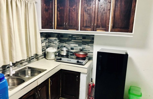 Baguio Apartamento | Near Burnham Cozy Home W/ Roof top Panoramic City View.