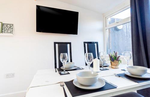 Adamsdown Apartamento | Near Centre, Private garden, Parking, Netflix, Long Stay Savings