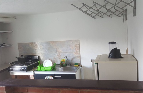 Puente Aranda Casa | cerca club militar las américas embajada americana 201
