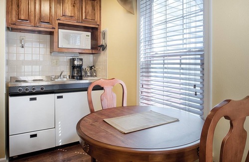 Williamsburg Complejo | Near Coloinal Williamsburg - Patriots' Place - 2 bedroom deluxe lockoff
