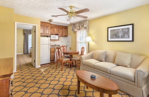 Williamsburg Complejo | Near Coloinal Williamsburg - Patriots' Place - 2 bedroom deluxe lockoff