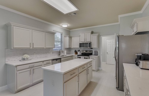Corinth Casa | Near Denton, Flower Mound and Highland Village 3 BR!