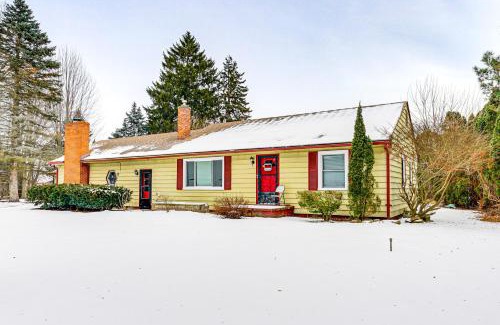 New Baltimore Casa | Near Detroit Metro Area New Baltimore Home!