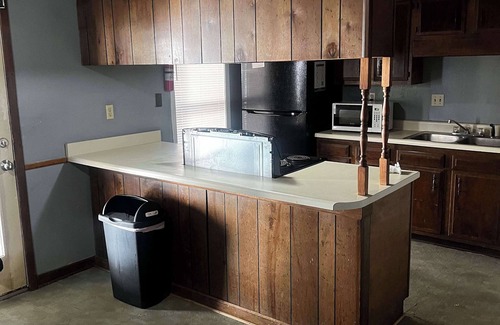 Ellendale Casa | Near Dining & MEM - Hickory Hill Home