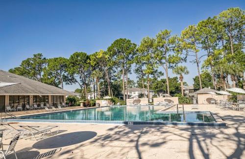 Lake Frederica Apartamento | Near Disney Stylish 2BR with Pool