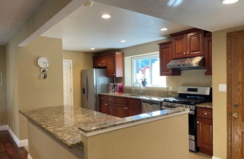Fullerton Casa | Near Disneyland. 4BR, 2BA, Newly Remodeled House