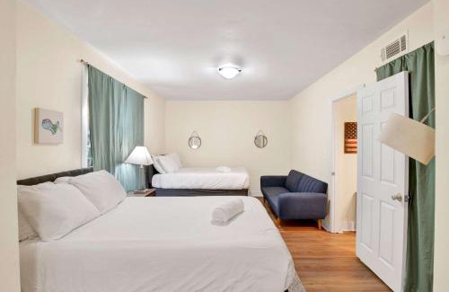 Mobile Casa | Near Downtown and Cornerstone - Southern Sunshine