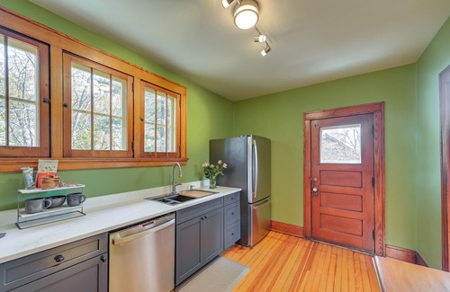 Roselawn Finance Casa | Near Downtown Cincinnati: Peaceful Retreat!