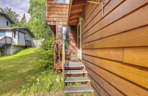 Northeast Anchorage Cabaña | Near Downtown & Fishing: Anchorage Escape!