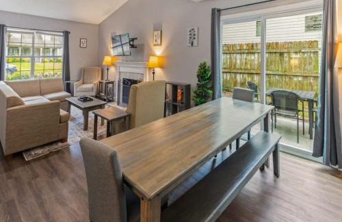 Savannah Casa | Near Downtown, Parks, Dining! Laid-Back on Leghorn