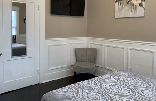 Arsenal Condominio | Near Downtown - Walk to the San Antonio Riverwalk - Located in King Williams