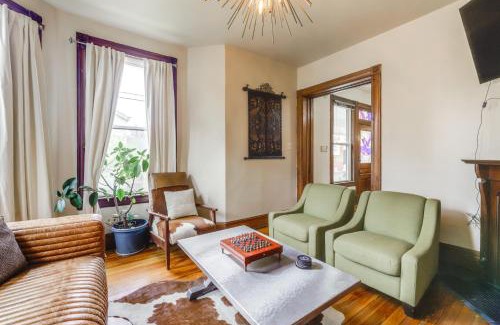 East Walnut HIlls Casa | Near Dtwn, Dining and Bars Spacious Cincy Home Base